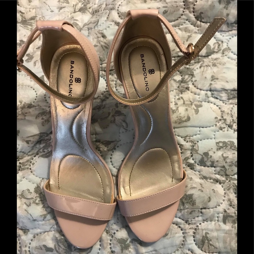 Bandolino pink sandals